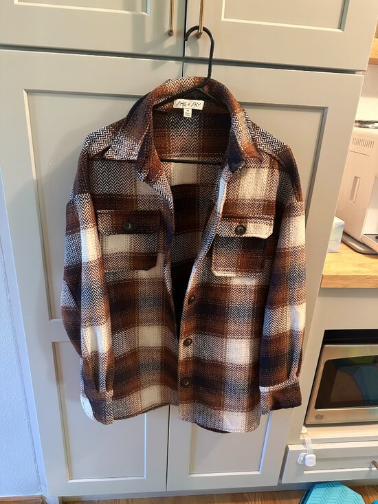 She and Sky Jackets & Blazers - She + Sky Shacket Size Medium